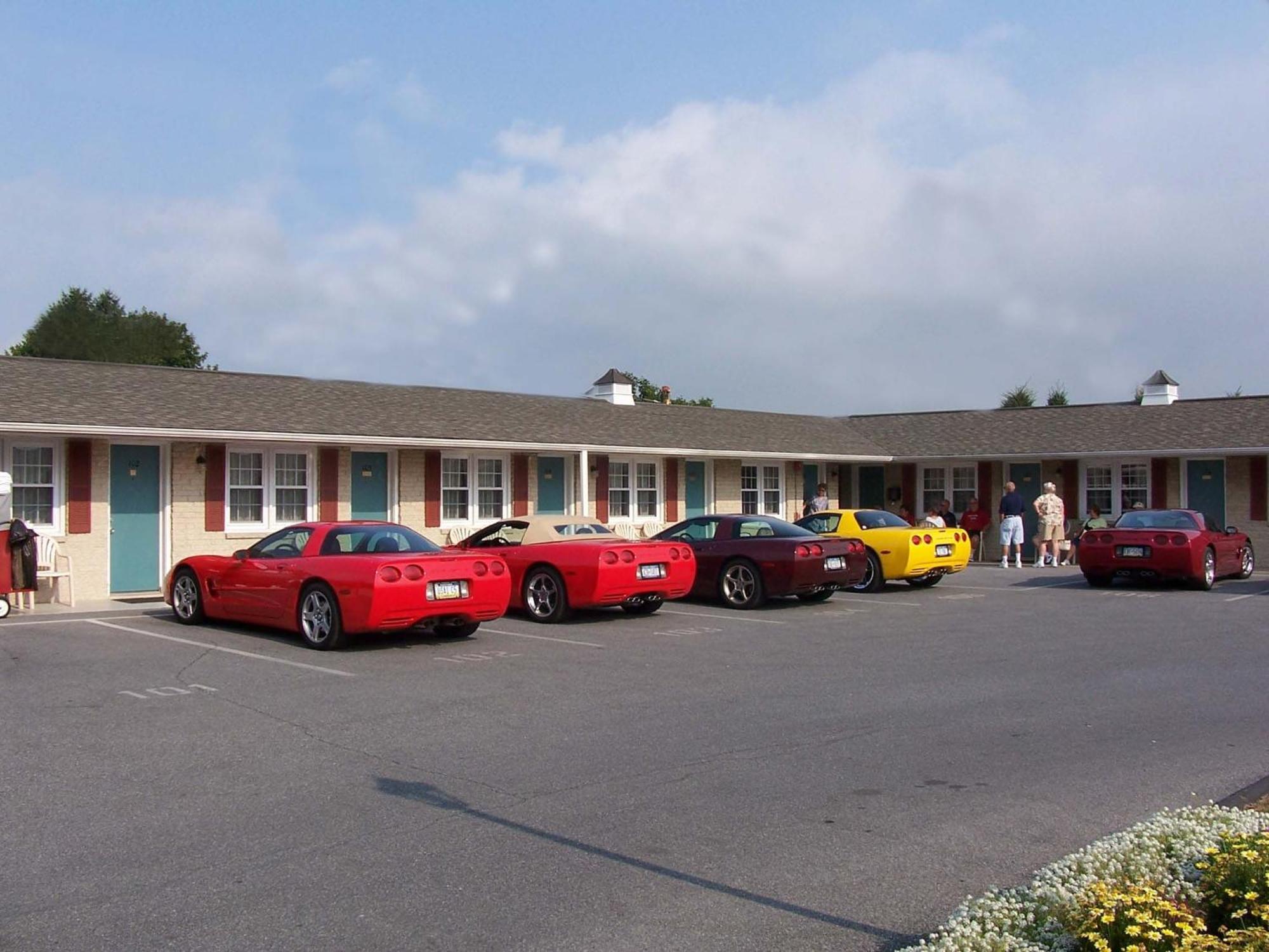 Travelers Rest Motel Intercourse Bagian luar foto